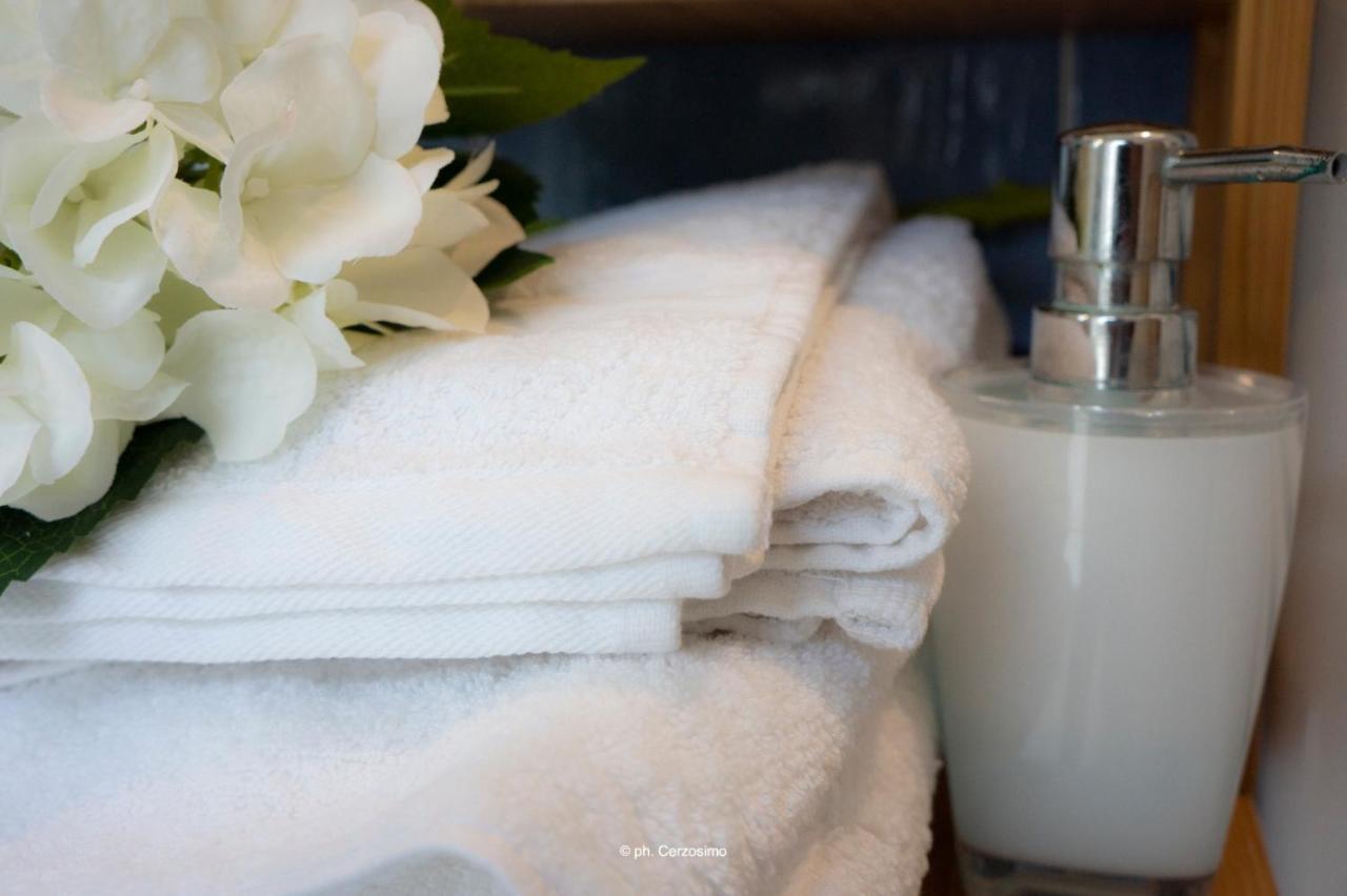Sirene D'Amalfi Apartment ซาแลร์โน ภายนอก รูปภาพ